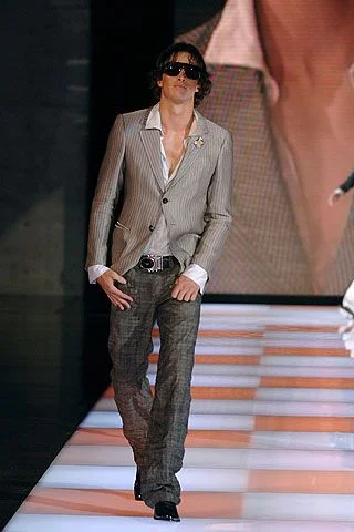 Look 18